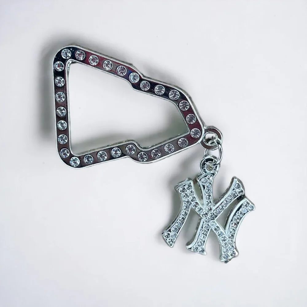 Hat Pin – NY Silver New Era